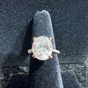 Rose Gold Women's Ring
